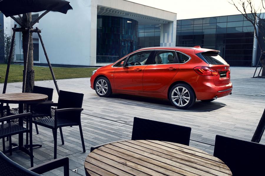  BMW 220i Active Tourer Luxury Line 2016 года  (CN) (фото 7 из 34)
